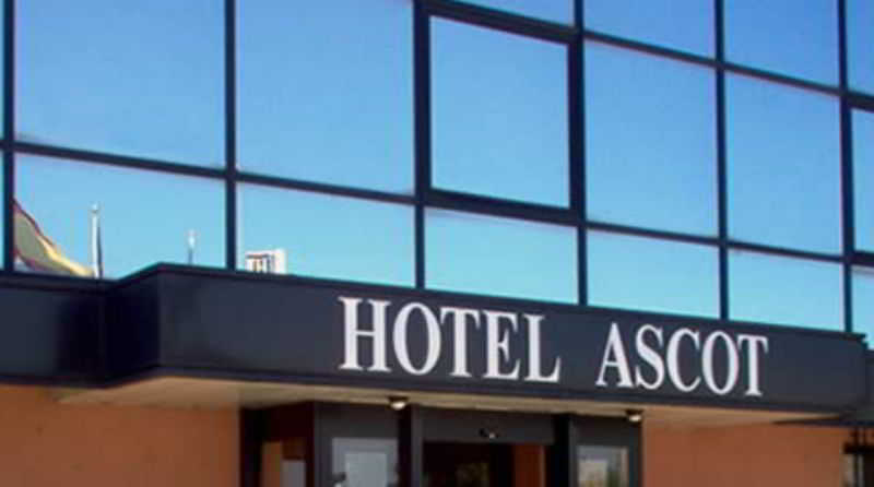 Hotel Ascot Binasco Eksteriør billede